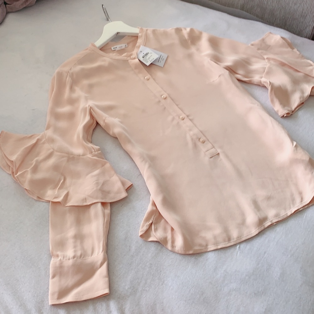 Club Monaco😍 NWT blush nude pink blouse| Orig$155